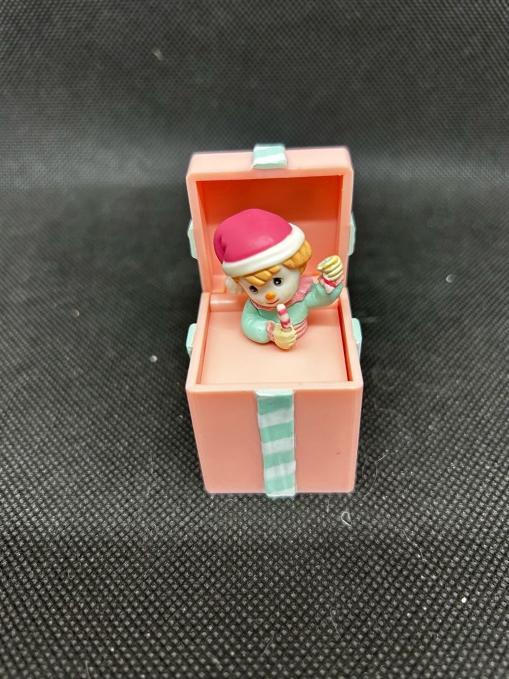Vintage Precious Moments “Sweet holiday” pop up ornament